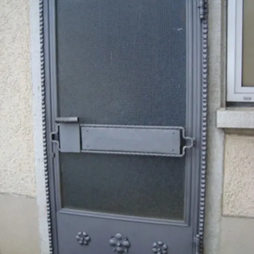 bantli_metallbau_tueren_4.jpg