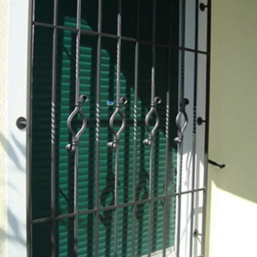 bantli_stahlbau_fenstergitter_8.jpg