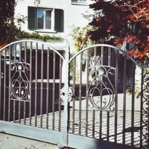 schmiedearbeiten_tore_zuerich_35.jpg